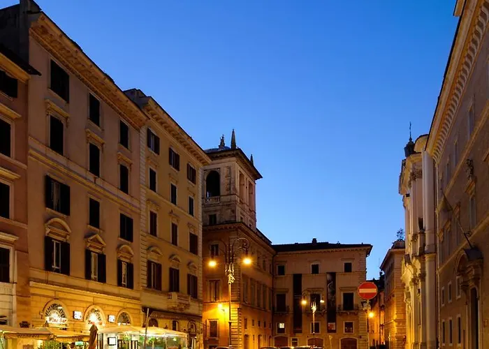 Art Navona Konukevi 4*