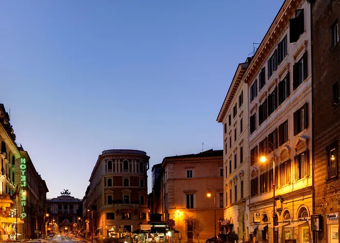 Art Navona Konukevi 4*